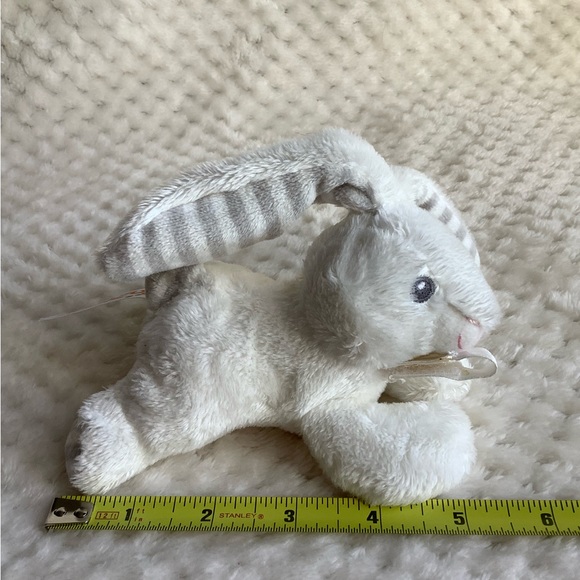 RaZbaby Plush Bunny Rabbit Pacifier Soother Holder Stuffed Animal Toy 2018 - Picture 9 of 11